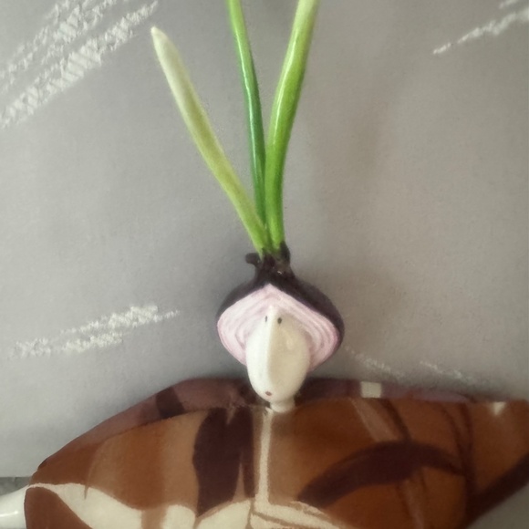 Serge Poupee Millet Onionhead Doll - Picture 6 of 10